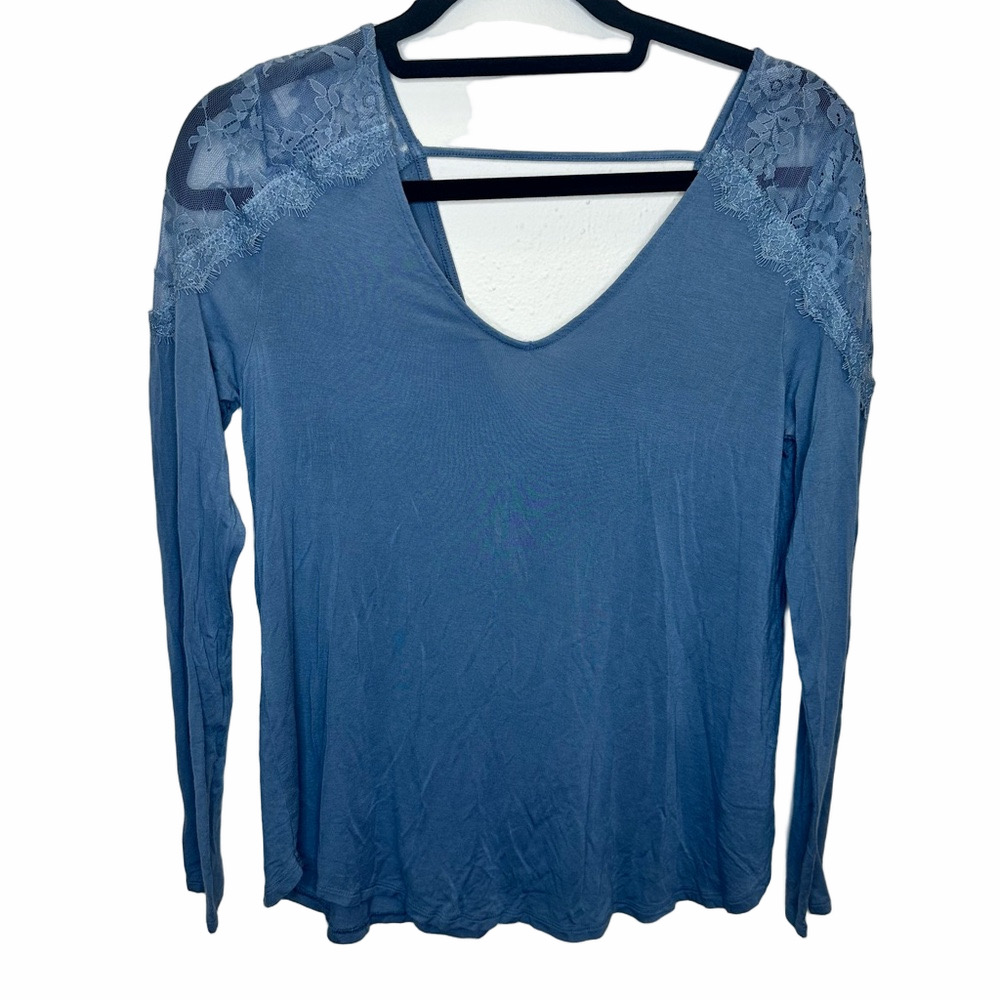 American Eagle Outfitters Lace Blue Blouse Size Medium